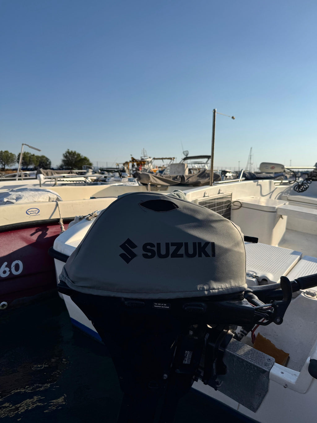 9.9 Suzuki motor kılıfı